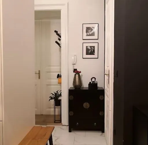 Simona's Old Town / Free Parking Ljubljana