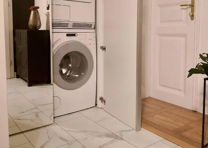 Daire Simona's Old Town / Free Parking Ljubljana