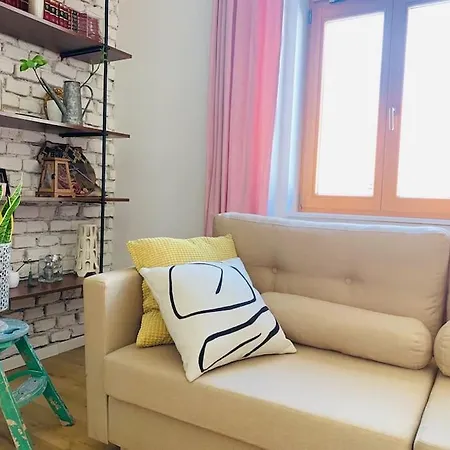 شقة Simona's Old Town / Free Parking *