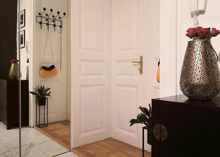 شقة Simona's Old Town / Free Parking ليوبليانا