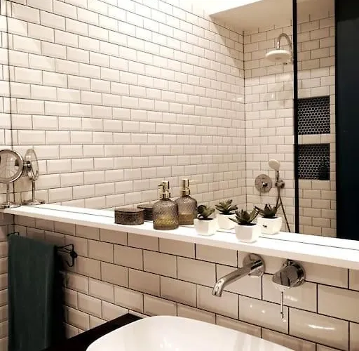 Simona's Old Town / Free Parking